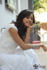 Vithika Sheru at Prema Ishq Kaadhal Press Meet